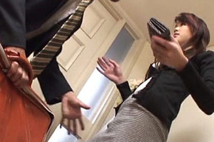 幼妻のファイト一発朝抜き！出勤前の極上フェラ 海野わりん