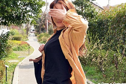 突撃！街角ファッションチェック 地味系奥さんが大変身で中出しファック 川奈ゆり