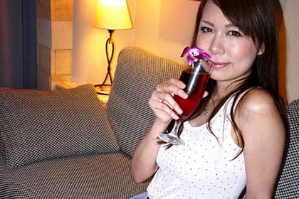 素顔のAV女優と飲み＆泊まりでハメ撮りSEX by HAMAR 前編 甲斐ミハル