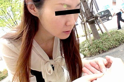 見習い中の占い師を自宅に連れ込み3P姦り放題 高月弘子