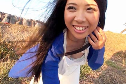 夫婦で海辺を散歩していた若妻をナンパ！ 旦那に隠れて青姦しちゃったという嘘のような本当の話 永野愛実