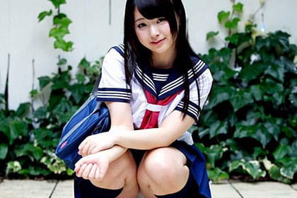 放課後美少女ファイル No.7 激可愛ロリ娘がスカート咥えて腰振り騎乗位 木村つな