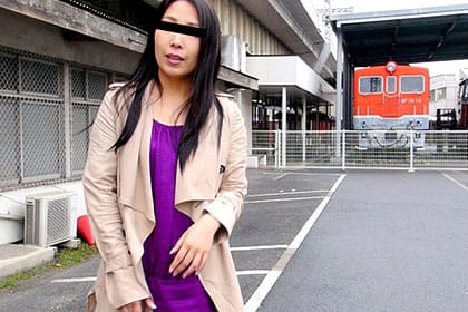 環状線の女 弁天町に住む壇蜜っぽい美人妻 めぐ