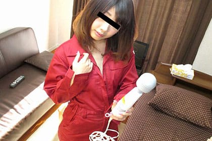 素人のお仕事 〜ハウスクリーニングサービスで裸エプロンしちゃった〜