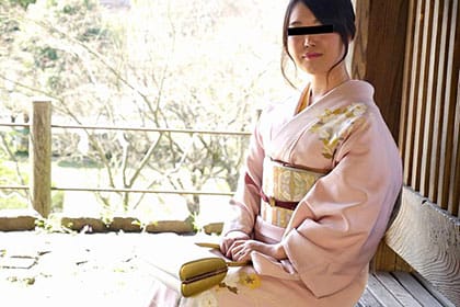 膣圧がハンパない着物妻にたっぷり中出し