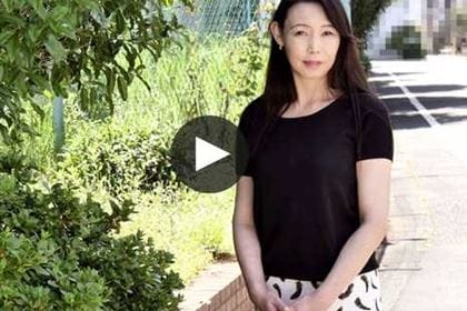 ごっくんする人妻たち 76 〜男のエキスが若さの秘訣〜