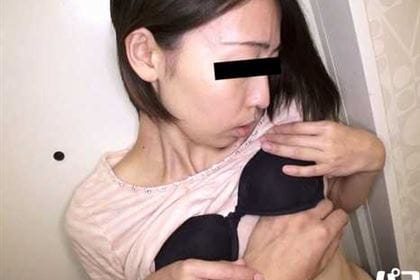 暗い過去があるモデル系美人ととことんヤリまくる