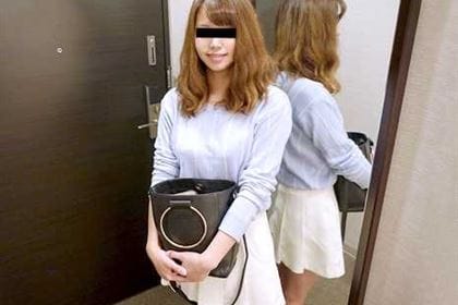 デリヘルを呼んだら知り合いだったので中出しまでしちゃいました 山上ゆうか