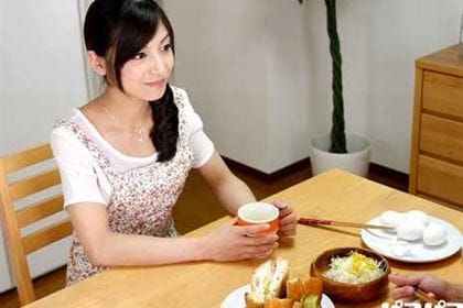 ネトラレ 旦那の同僚に中出しされる奥さん 愛加あみ