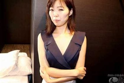 ヒクヒク肉壷にがっつり中出し 目羅友香利