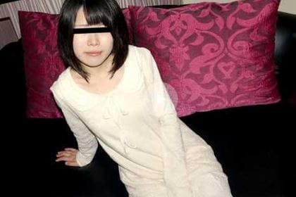 童顔の従順で純情なオンナのコをガッツリハメ撮りしちゃいました 金森ことの