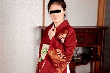 人妻なでしこ調教 スレンダー熟女がごっくん調教 三浦かな(市川サラ)