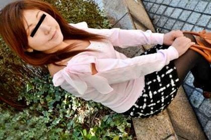 セックスレスに悩む人妻をナンパ持ち帰り！ 西原美鈴