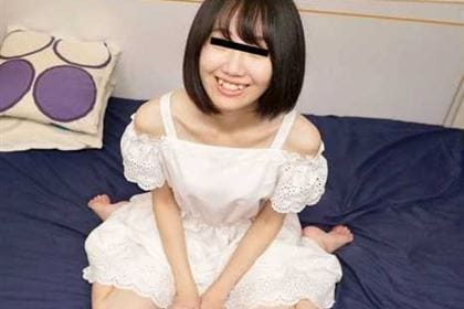 八重歯が愛らしい素人むすめの3Pポルチオ開発 鈴川なな