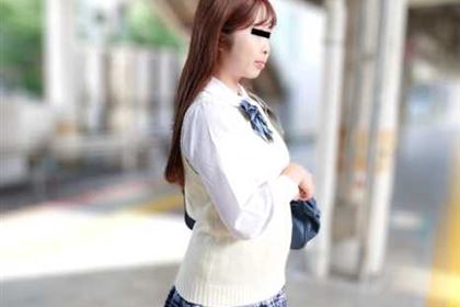 つけ狙われた制服娘 加納えりか