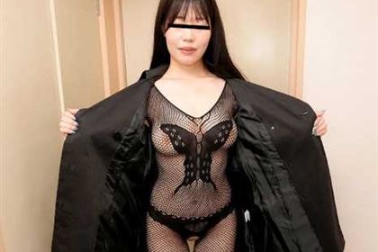 即尺即ハメ！ 玄関入ってすぐビンビンにさせる美人デリヘル嬢 三島優香