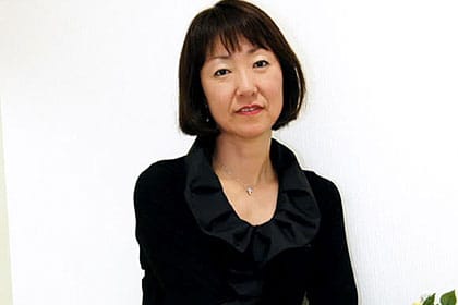 石井由紀子 48歳