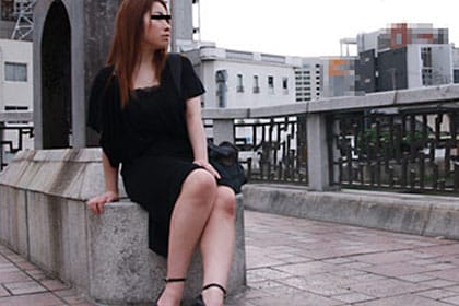 人妻 熟女 悩ましいボイン 石川かのん 35歳