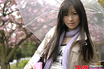 雨の日に野外で飛びっ子装着！ 雨とラブジュースでヌレヌレっ！ 野中みき