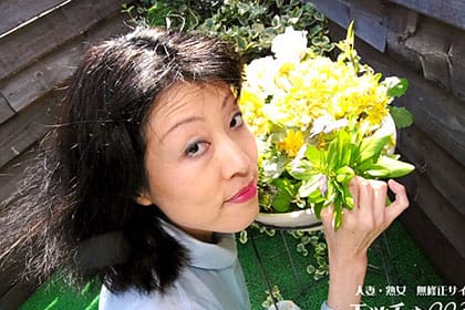腰を振る塾妻 江波薫
