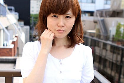 素人奥様初撮りドキュメント5 結婚2年目の欲求不満妻 金沢ゆかり