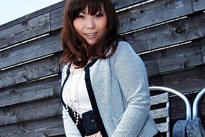 むっちりボディと濡れすぎマ◯コ 渡辺真穂子