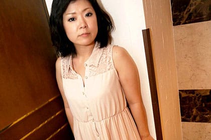 むっちり妻の溢れるエロフェロモン 内川真理恵