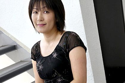 職場の上司とも関係持ってます 旦那とのセックスレスから道を外れる奥様 榎本るみ子