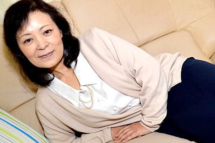 息子みたいな若い男の肉棒にもうメロメロ 小澤賀世枝