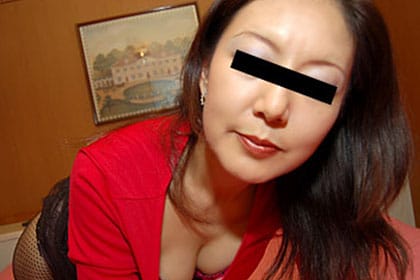 山本ちづ&nbsp;四十路妻の魅力