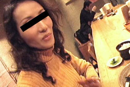 沢木あゆみ&nbsp;流出！セーラー服がお似合いのパイパン妻 〜人妻解放区〜